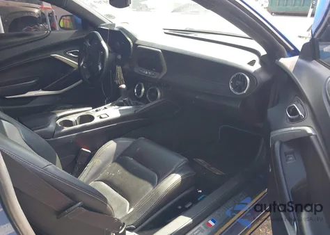 2016 Chevrolet Camaro 2Ss from USA, damaged, VIN 1G1FG1R71G0126852